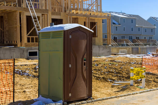 Portable Toilet Options We Offer in Stony Brook University, NY